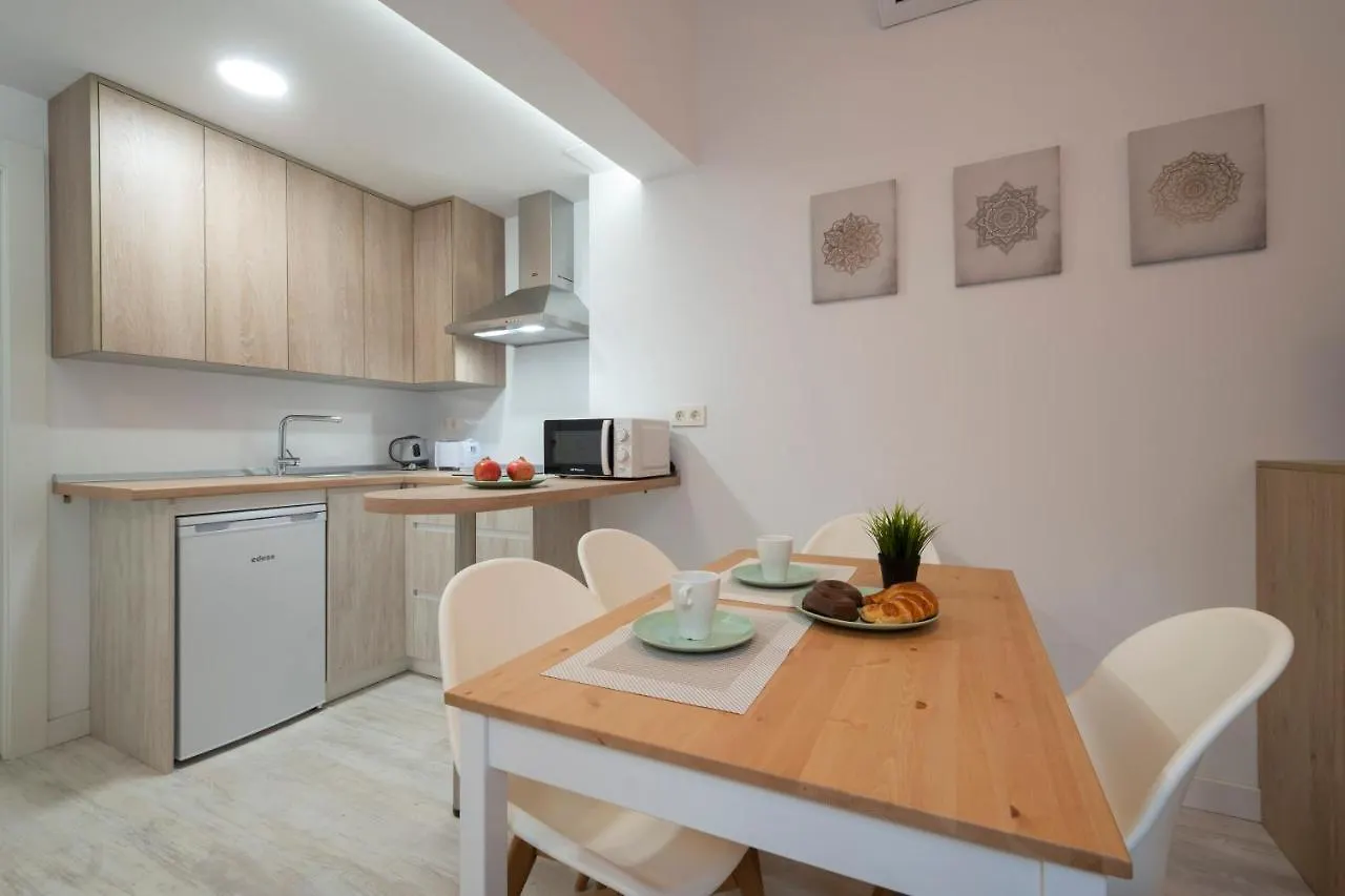 Molino Corteza Deluxe 6 Pax Granada 0*,